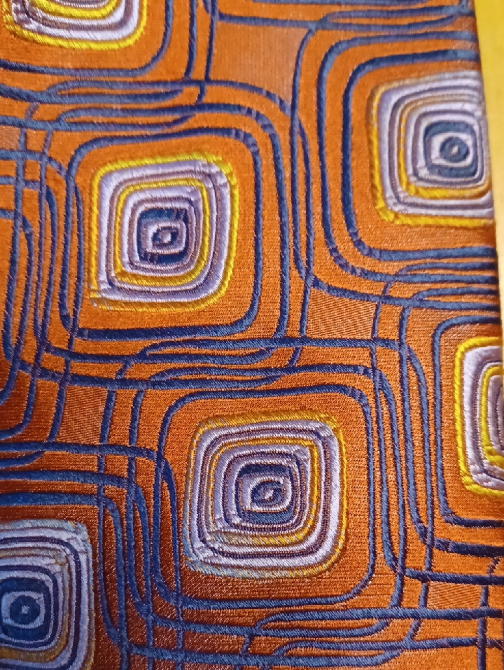 Dion Signature Men's Geometric Orange and Purple 100% Silk Tie - Picture 7 of 7